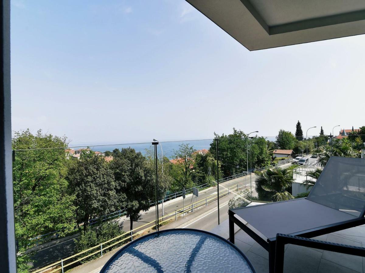 Apartments In Villa Ziza, Rooftop Swimming Pool 奥帕提亚 外观 照片