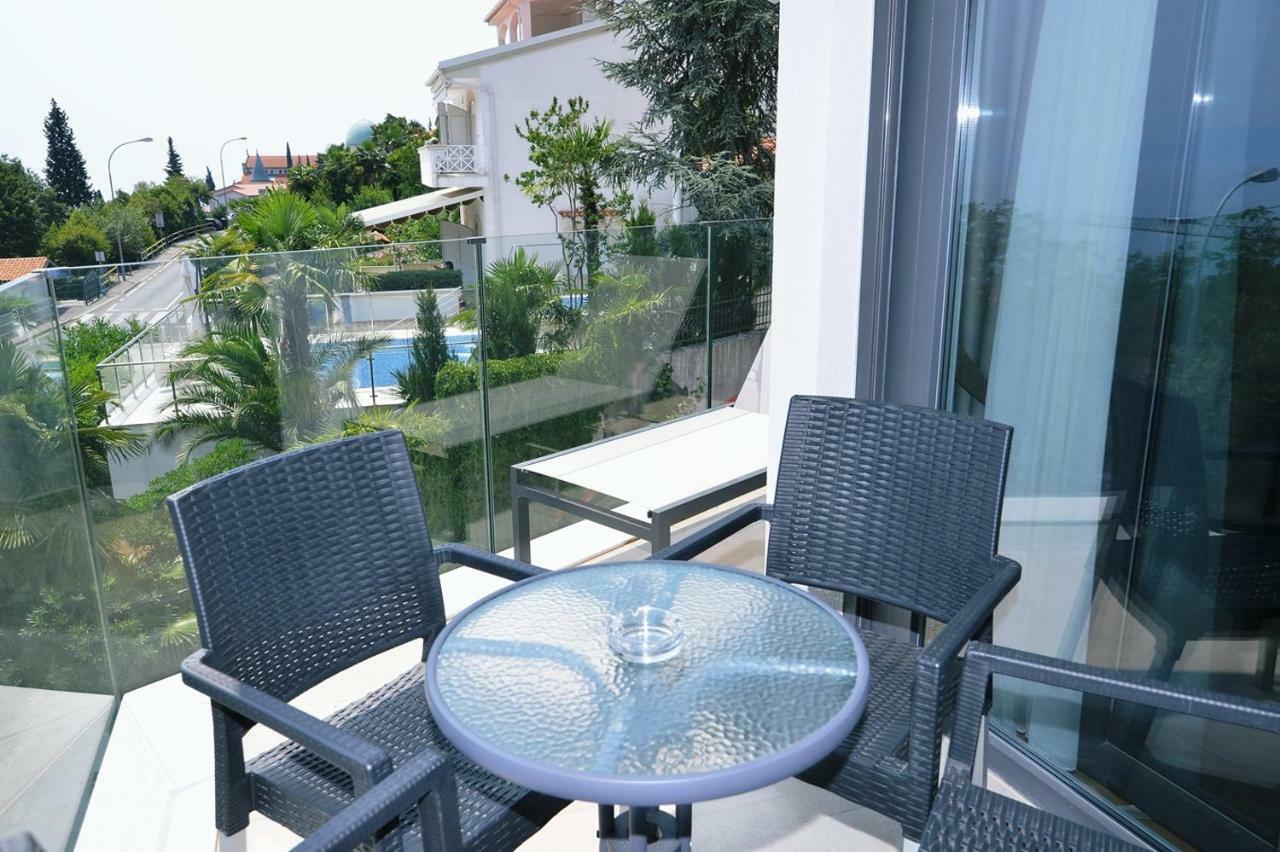 Apartments In Villa Ziza, Rooftop Swimming Pool 奥帕提亚 外观 照片