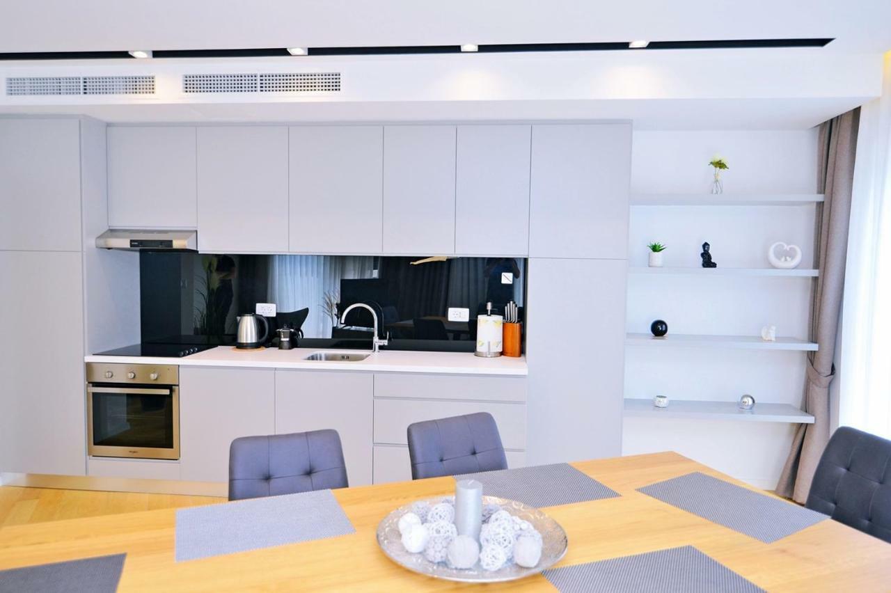 Apartments In Villa Ziza, Rooftop Swimming Pool 奥帕提亚 外观 照片